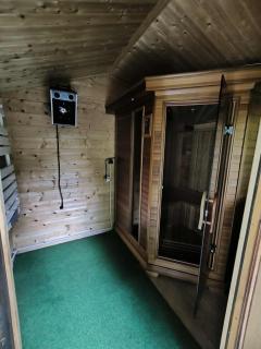 Large family home, close to ski resort - 6