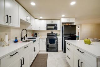 2 Mi to Gulf! Pet-Friendly Home in New Port Richey - 5