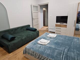 4BR Central Retreat - 9