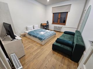 4BR Central Retreat - 6