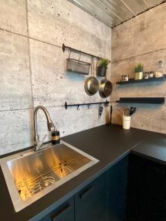 Le cent-soixante-trois - 0