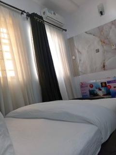 The Hibiscus Apartments - Single Room at Lekki Phase One - 2