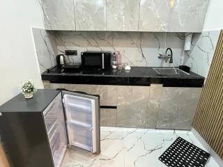 Studio in urfaria mall - 2