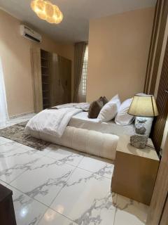 Crystal Comfy apartment - 8