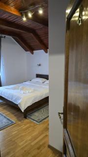 Pensiunea Rozalina - 4