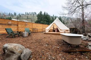 Creek-side Retreat - Glamping - 5