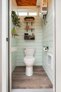 Creek-side Retreat - Glamping - 3