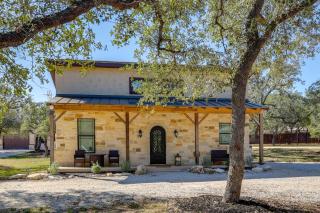 Hill Country Casita Near Guadalupe River! - 0