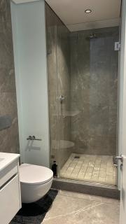 Elegant Ellipse Waterfall Luxury with Gym, Spa & Dining - 4