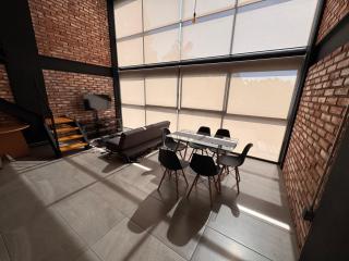 Loft moderno doble altura, dos habitaciones - 1