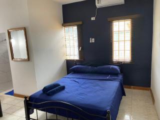 Still Point Guesthouse - 4