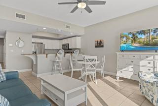 Waters Edge 115 ~ Ground Floor ~ Beach Boardwalk Right Outside Your Door! - 2