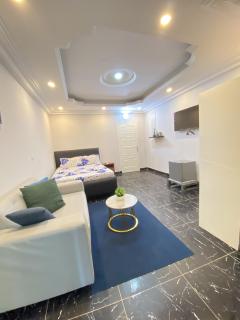 Apartement Chaleureux et Prestigieux - 9