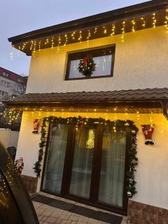 Studio modern,ideal pentru 2 cupluri sau o familie cu 2 copii - 8