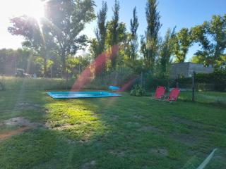 Tiny House con pileta y patio a la plaza - 5