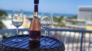 Corner Suite Luxury Panoramic Ocean Views - 4