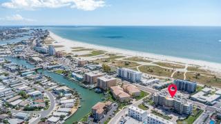 Stylish, Clean & Fully Equipped Getaway - 7