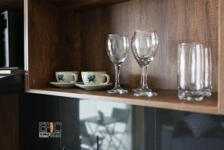 Epic Suite 512 Deluxe Airport - 8