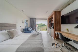 Epic Suite 512 Deluxe Airport - 8