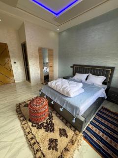 Cozy Rooms at Moove Oil Café - 3