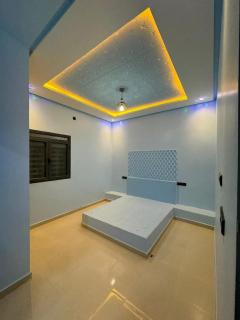 Cozy Rooms at Moove Oil Café - 2