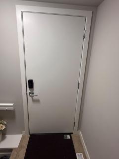 Comfy 2 Bedroom Basement suite - 9