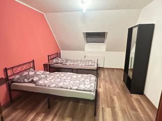 3-room apartment with 7 single beds, 2 bathrooms - 0