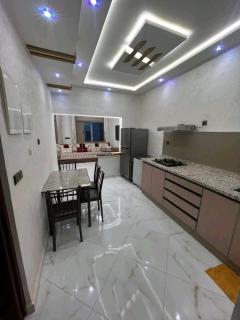 Cozy Rooms at Moove Oil Café - 7