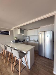 Casa con vista al mar en centro de reñaca - 3