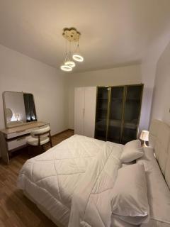 luxury 3Bed rooms apartment in shiekh zayed city - 2