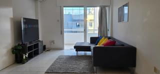 Executive 2BR Spacious Apartment , Limassol Center, 2 Balconies, Ideal Business Stay - SuperCentro! - 7