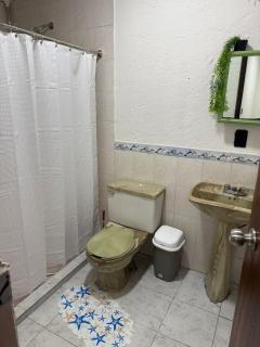 La Quinta Shelter Comfortable Home Next to the Park - 3