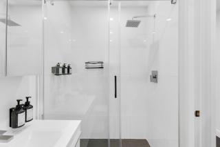 The Alexander Hotel - Old Montreal - 2