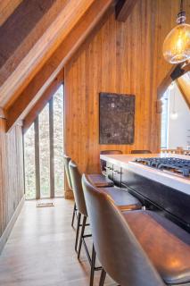 Gorgeous Mountain House with Sauna, Gym, Hot Tub - 8