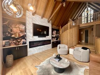 Gorgeous Mountain House with Sauna, Gym, Hot Tub - 1