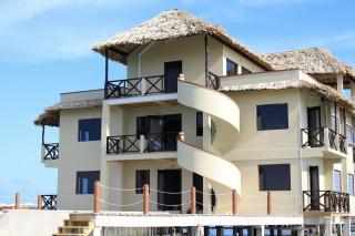 Lina Point Belize Overwater Resort - 7