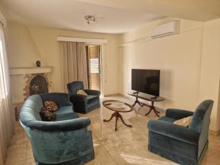 Urban Nest Central Nicosia Spacious 2 bedroom apartment - 7