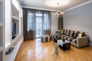 Apartment in Stunning Private House in Green Center District - 3