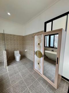 Stunning 2 Bedroom Villa with Pool & Rooftop in Amed - The Myria Villa - 2