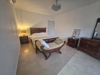 Oceanfront villa with pool, Ocoa bay - 4