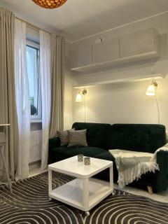 Ogrodowa Art Studio Design 1-Bedroom Apartment, Warsaw - 5