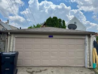 Sleek Avondale Condo Spa Bath 2 Bed King and Queen and Garage - 3