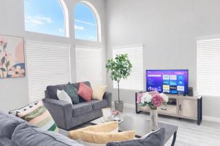 Near Strip Newly Remodeled Pool Villa 3BD 3BA - 9