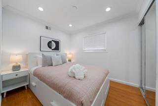 Marbella Lane - Serene & Spacious 3BR Haven - 4