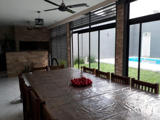 CASA CON PILETA EN EL CENTRO de CORRIENTES - 8