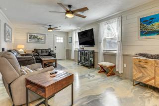 Dunns Creek Lodge - Private Boat Ramp! - 5