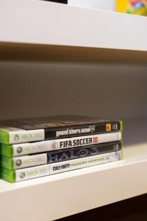 Quiet Yellow Unit- Stampede, BMO, Nightlife Etc. - 4