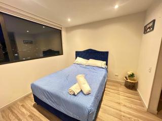 Penthouse in Zona T with Rooftop Pool, Sauna & Gym - 1