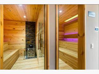 Rooftop Apartment in Zona T With Pool, Sauna & Gym - 5