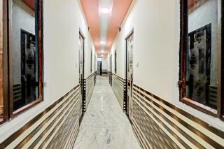 Hotel O S S Palace - 0